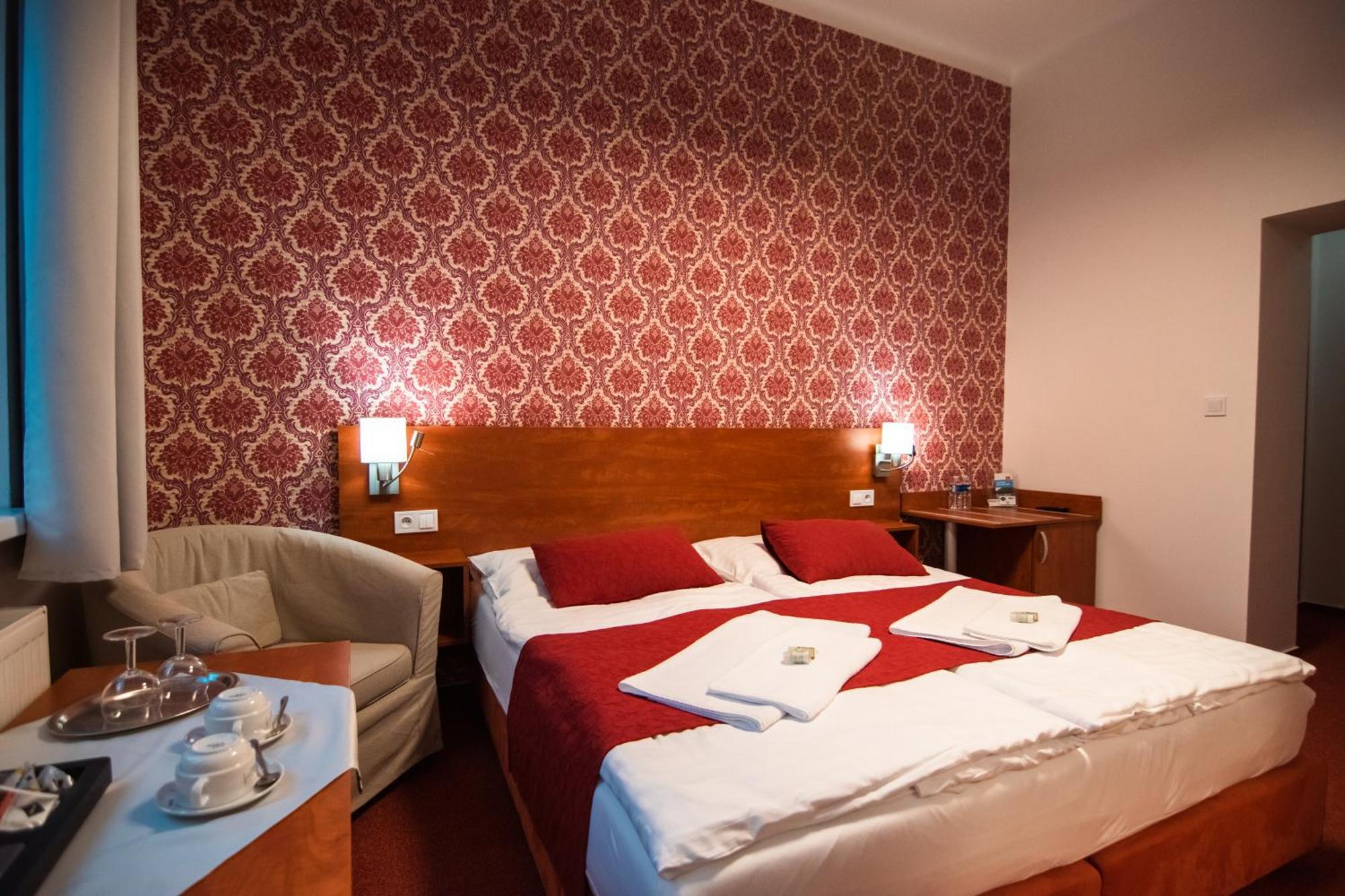 Hotel U Kaple Decin Exterior photo